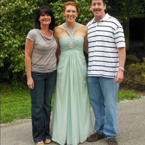 Cleavage Prom Dresses